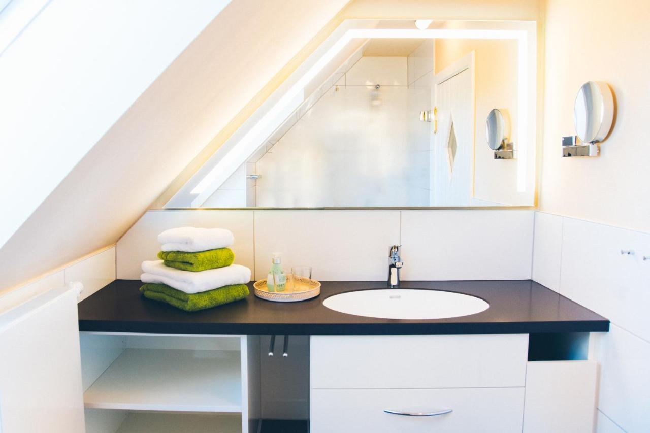 Gutshaus Neu Farpen Hotel Neuburg  Bagian luar foto