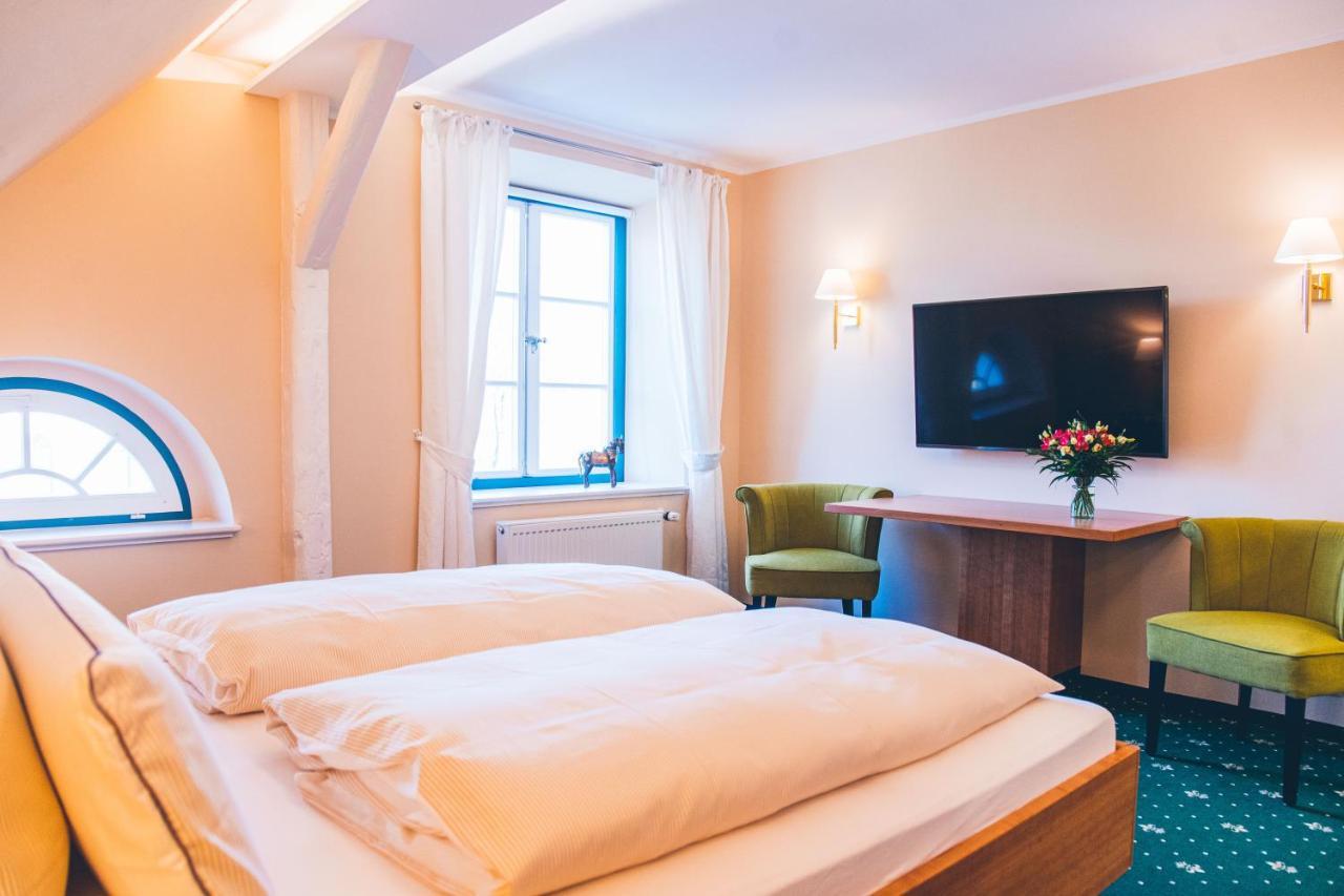 Gutshaus Neu Farpen Hotel Neuburg  Bagian luar foto